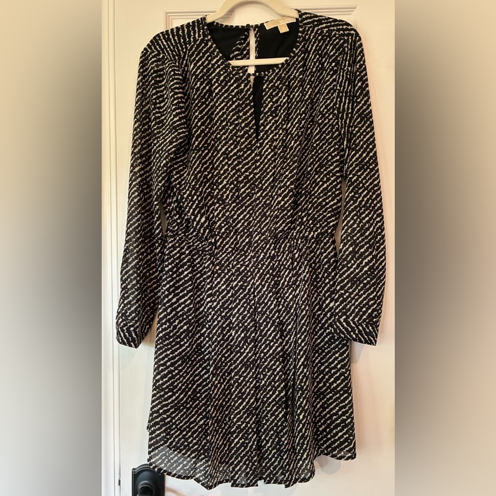 Michael Kors Black and Beige Long Sleeve Dress Size M